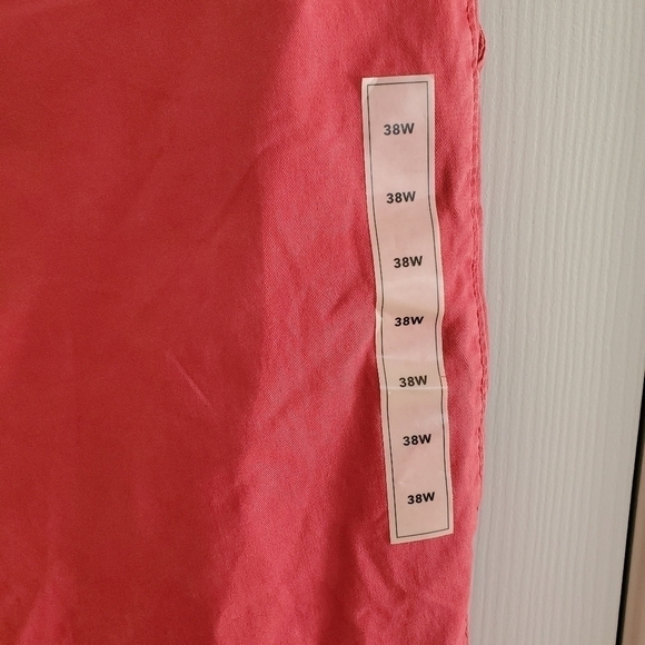 NWT Tricots St Raphael Chino Shorts color: Washed Red Size 38W - Picture 4 of 8